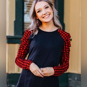 Women’s “CHECKED ALL THE BOXES TOP” Black & Red Checkered Long Sleeve Tee Size L